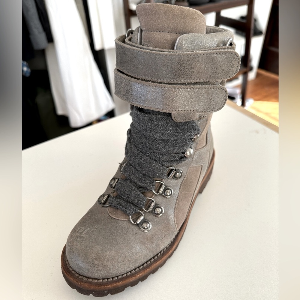 Brunello Cucinelli leather boots. Size 36